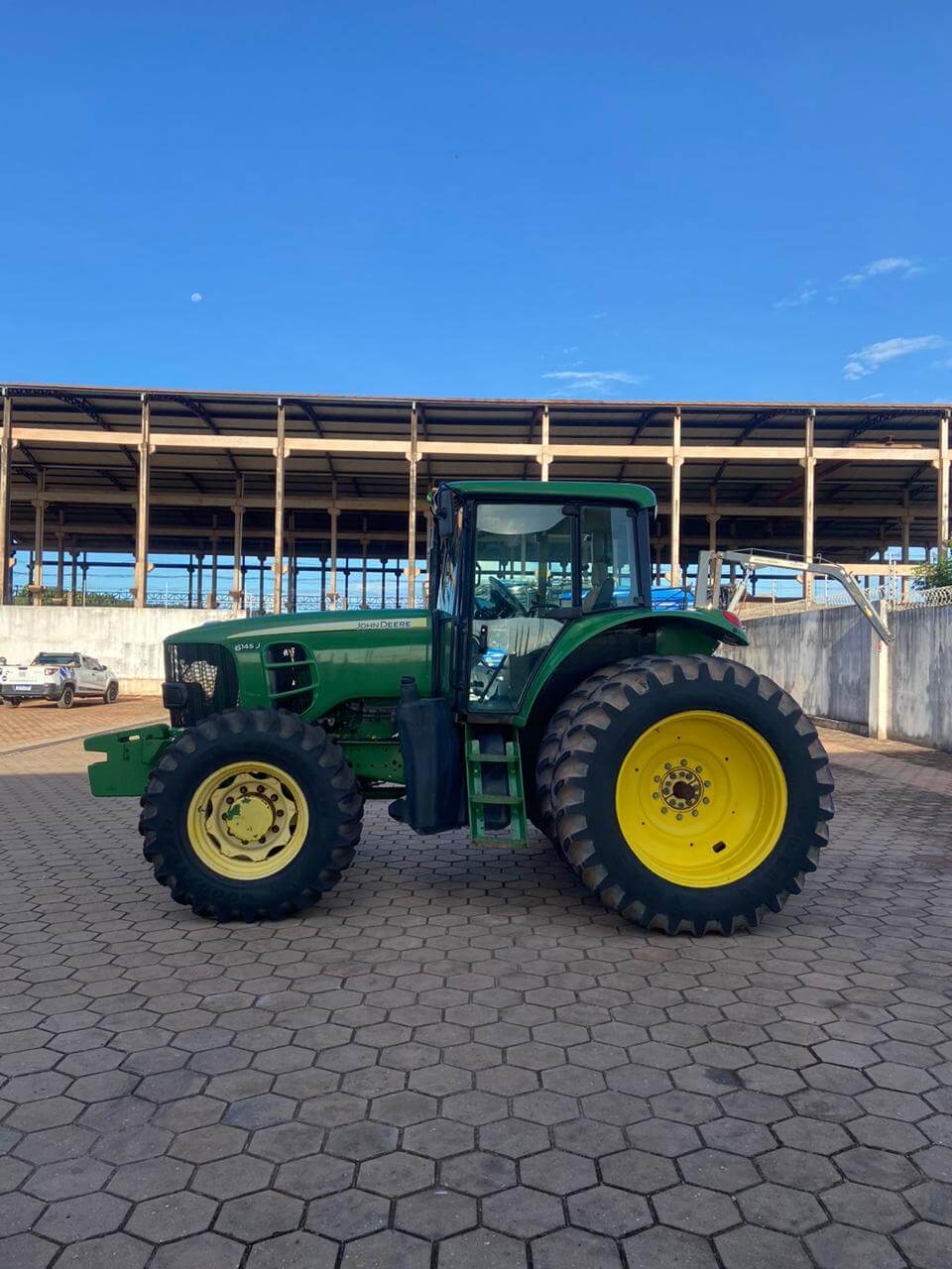 Trator John Deere 6145J – Série 6J (4)