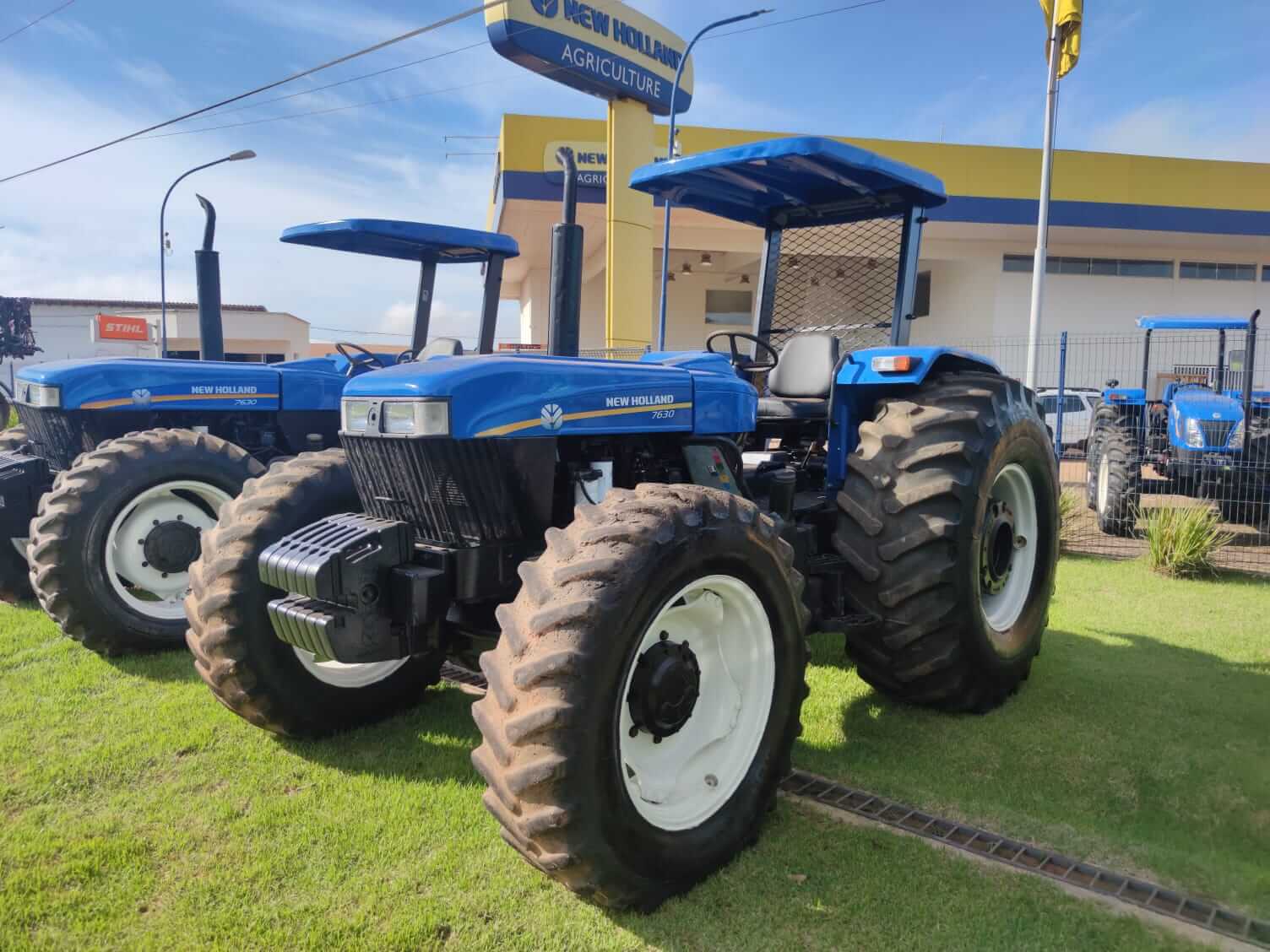 Trator New Holland 7630 ano 2015 (8)