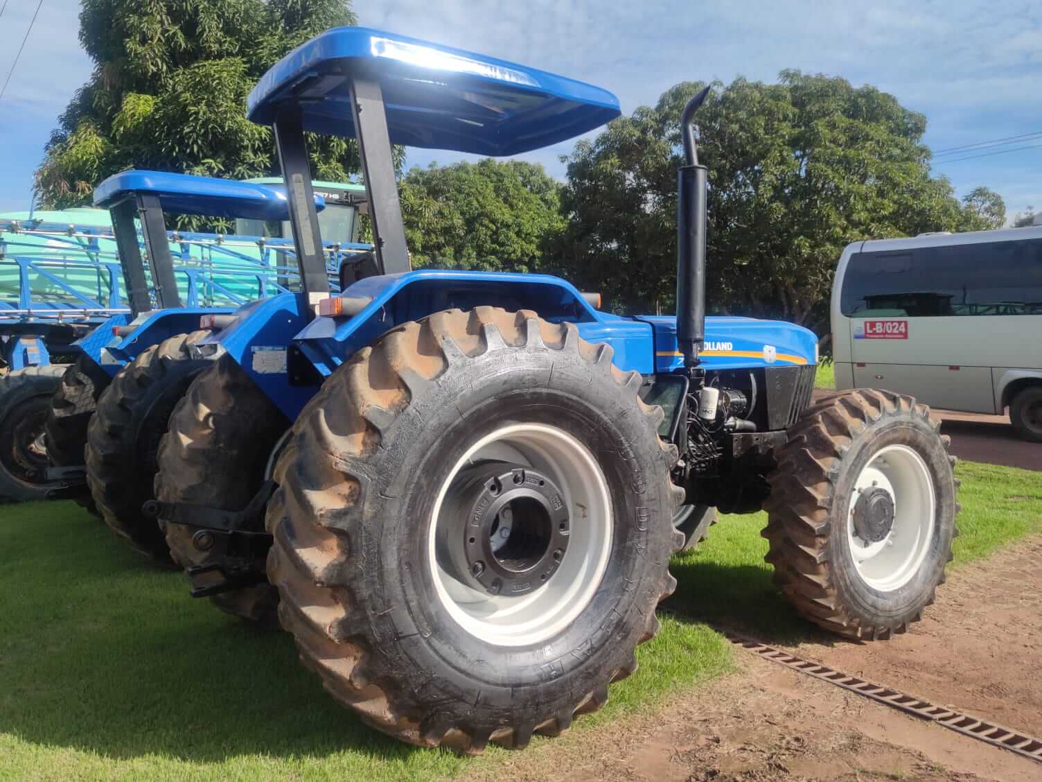 trator-new-holland-7630-usado-2012 (6)